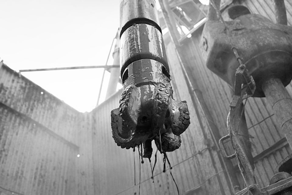 مزایده ی برتری از برجسته های نقطه ی 